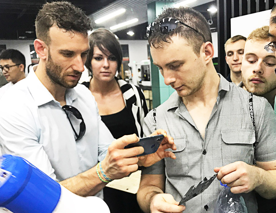 Ӣ�������������Ǵ�ѧ��ѧ�������¼