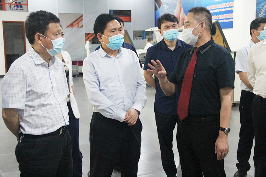 ��׿���ܵ���ͬ���������´�������һ��������ob�羺���Ų�Ʒչʾ��