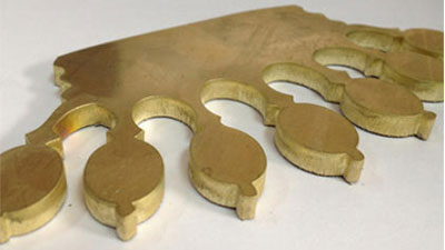 ��ļ����и�