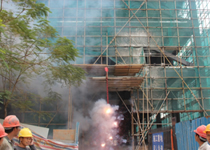 【喜报】富家ob电竞集团东莞生产基地扩建工程封顶仪式圆满举行