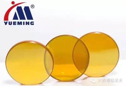 春节回来后，，，您的激光镜片清洁了吗？？？？？？？