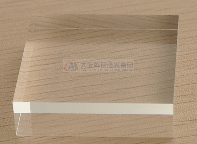 全力以赴，，，，，，，，富家ob电竞的厚亚克力激光切割机