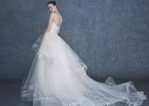 “婚纱这么美，，，，，，我想嫁给你”——打扮面料激光切割机