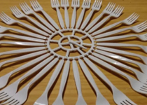 激光切割机高效切割塑料水口，，，，，你值得拥有